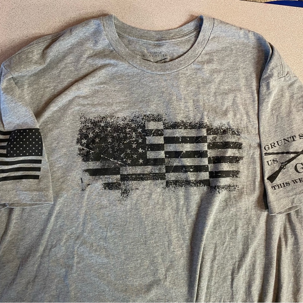 Mens XXL new t shirt